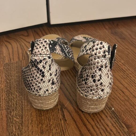 Franco Sarto Snake Print Espadrille Size 8 - Picture 4 of 5